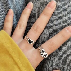 Heart-Stackable-Black-Rings