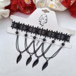 Black-Lace-Chain-Choker-Model-2