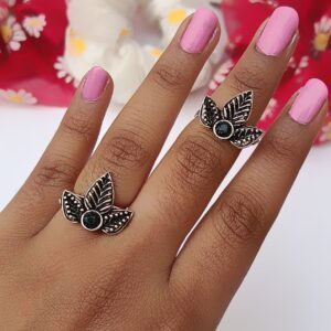 Brass-Base-Black-Leaf-Rings-(pack of 2)-(Adjustable)