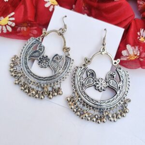 Pihu-Silver-Earrings