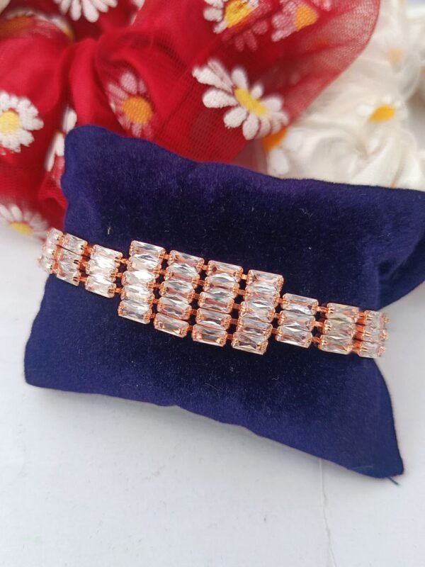 Tessa-Bracelet-(Adjustable)