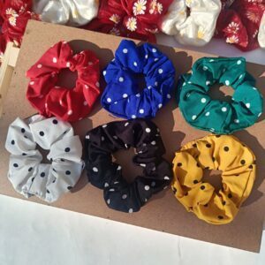 Cotton-Polka-Dot-Scrunchie