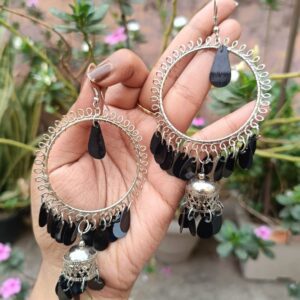 Parineeti-Black-Feather-Jhumki