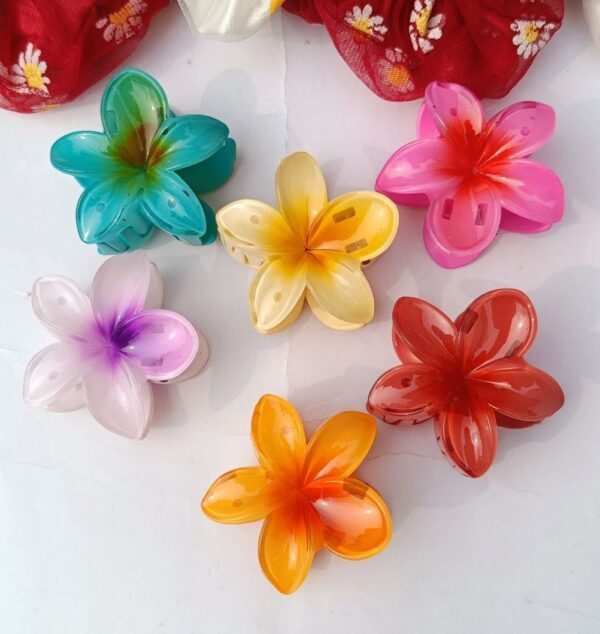 Medium-Floral-Claws
