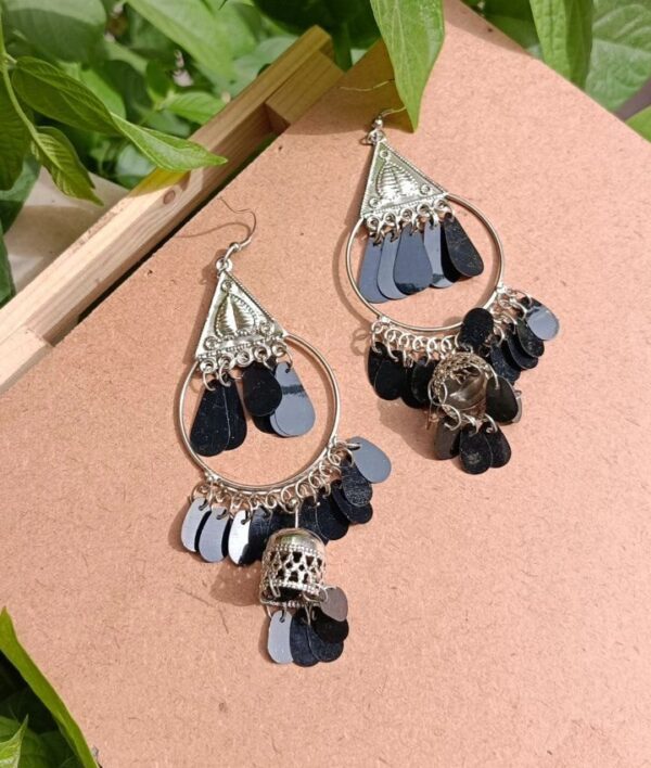 Black-Mona-Jhumka
