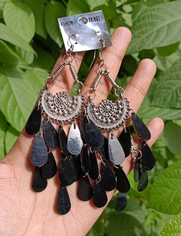 Sherby-Black-Earrings